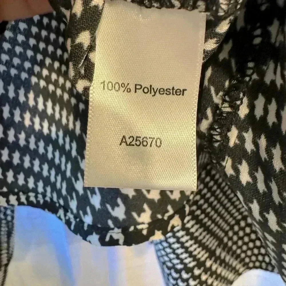 Black and White Women’s Appleseed’s Button Up - Picture 5 of 6